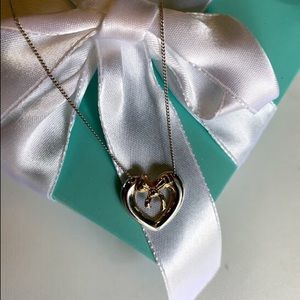 Tiffany & Co Heart Bow Necklace 16’
